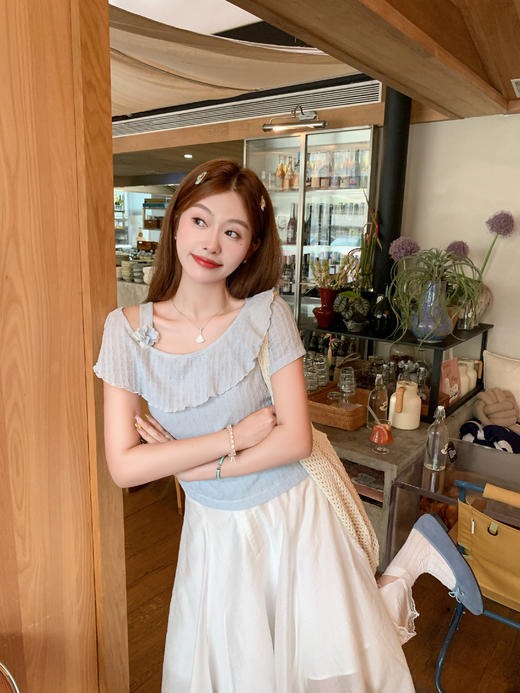 <曾小咸推荐>现货秒杀！卖完不补 ！微信打折价！花朵吊带斜肩T恤 日常99.99/件 立减50 秒杀49.99/件！！ 商品图13