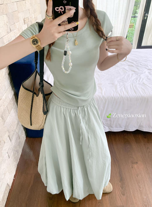 <曾小咸推荐>修身短袖T恤 日常89.99 立减50 秒杀39.99！花苞半身裙 日常189.99 立减100 秒杀89.99！ 商品图5