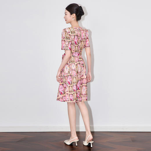 「高货wl」全新升级【铂金会员321/天猫429/差价108】(12505)洛诗琳圆领重工印花连衣裙2025夏季显瘦系带收腰显瘦裙子 商品图1