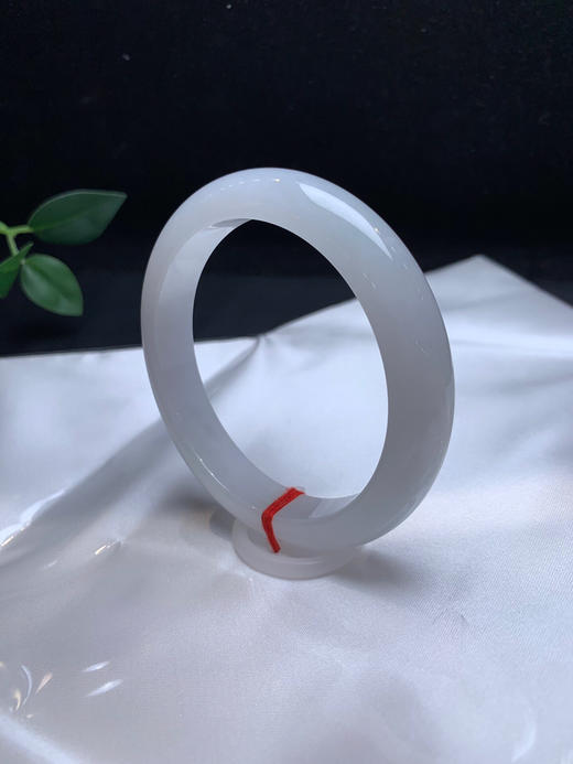 620490，59.8白月光正圈，非常清晰干净，底妆细细的，清新秀气 商品图3