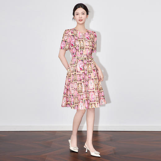 「高货wl」全新升级【铂金会员321/天猫429/差价108】(12505)洛诗琳圆领重工印花连衣裙2025夏季显瘦系带收腰显瘦裙子 商品图0