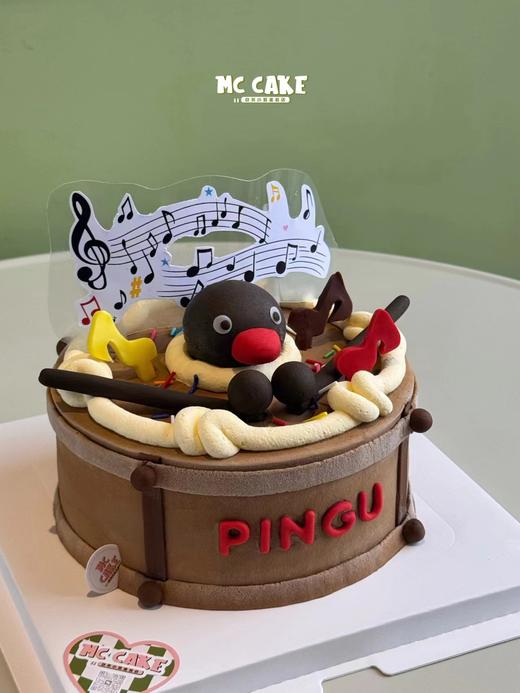 pingu音乐蛋糕【只有单层夹心】【外层为巧克力奶油】 商品图1