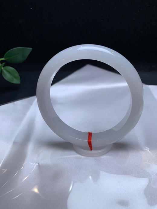 620490，59.8白月光正圈，非常清晰干净，底妆细细的，清新秀气 商品图1