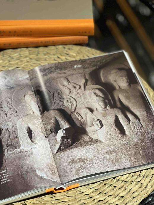 《印度佛教石窟寺》，精装，16开，李翎教授主编，中西书局2024年12月一版一印，1068页，定价1200，售价666元。 商品图8