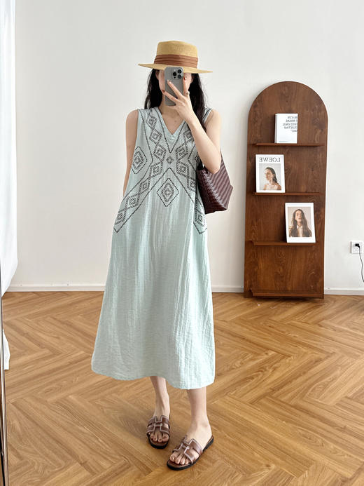 解救酷暑清凉感老钱风天丝亚麻V领印花连衣裙 商品图7
