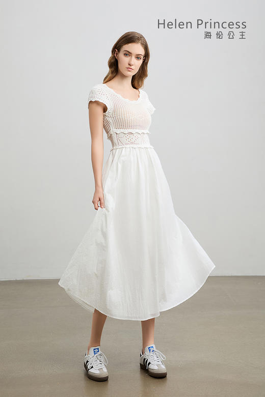 镂空钩花U领连衣裙 商品图3