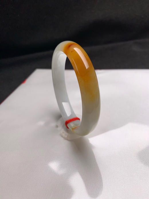 620486，54.5冰黄手镯、清新秀气 有特色，底子特别润 商品图4