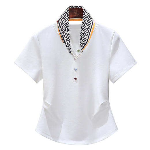 「自」全新升级【铂金会员109/天猫149/差价40】(52412)洛诗琳丝巾彩色纽扣t恤2025年夏季新款高级感修身显瘦上衣 商品图4