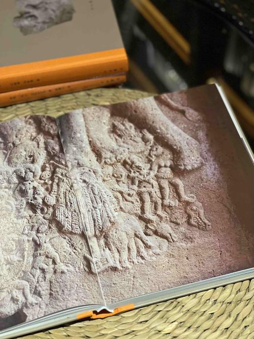 《印度佛教石窟寺》，精装，16开，李翎教授主编，中西书局2024年12月一版一印，1068页，定价1200，售价666元。 商品图6