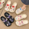 👏暑假特惠! ！ 29.9元 捡漏款【亲子款三丽鸥卡通洞洞鞋】💖 既能当拖鞋又能当凉鞋！🔥室内室外、浴室、沙滩...各种场合都很实穿~ 商品缩略图1