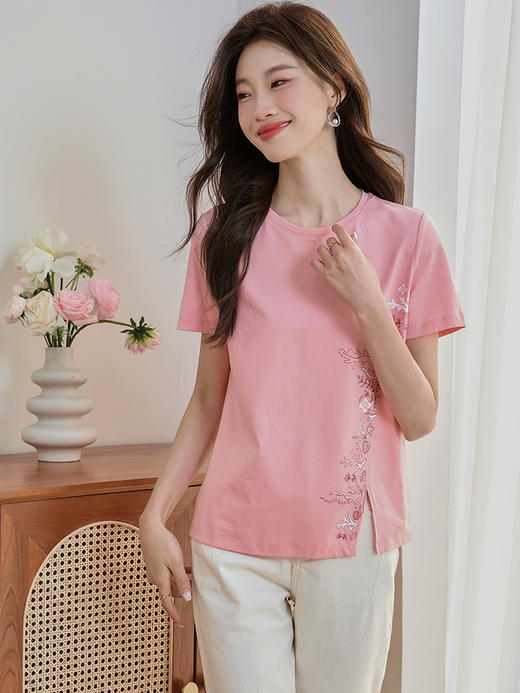 【专属特价】熙世界休闲开叉T恤女短袖2025夏装新品时尚印花百搭圆领体恤上衣 商品图5