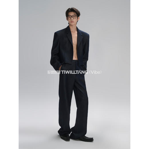 启世录TIWILLTANG“焕御浮际”短款挺阔简约时尚袋盖西装套装 商品图4