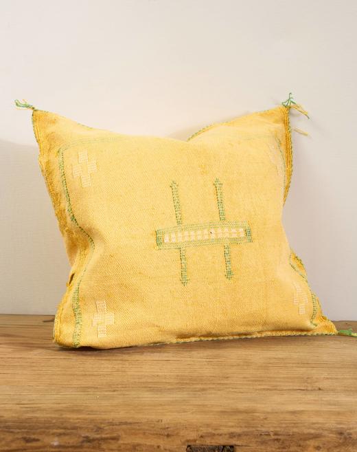 伽罗 JALO 摩洛哥进口手工龙舌兰丝抱枕【浅黄色&黄色】约50x50cm 商品图1