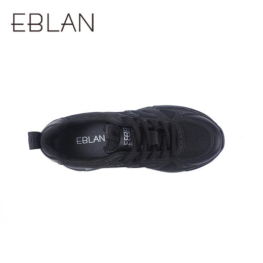 伊伴秋季亲肤鞋垫轻盈厚底单鞋B25427201 商品图2