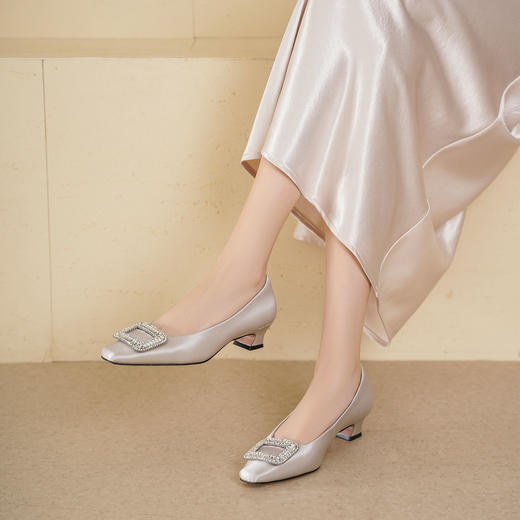 Westory2025年秋季小方头低跟单鞋通勤百搭浅口鞋S25CE76501 商品图3