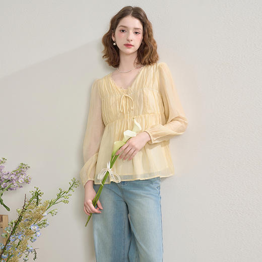 【限时秒杀】法式浪漫温柔打揽褶皱肌理感衬衫女娃娃款V领衬衣V0550228 商品图1