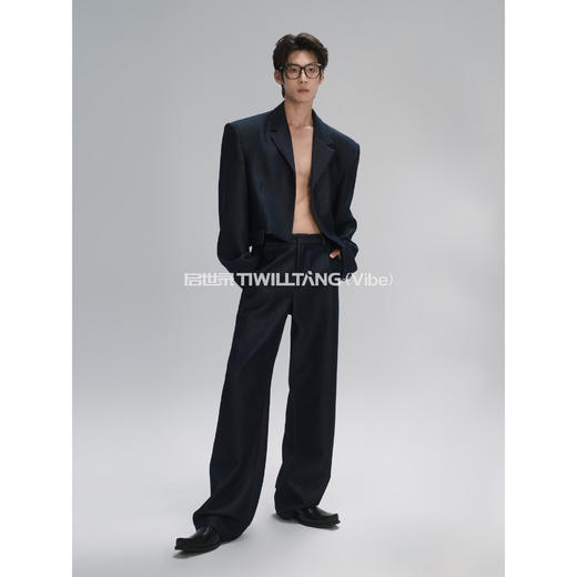 启世录TIWILLTANG“焕御浮际”短款挺阔简约时尚袋盖西装套装 商品图2