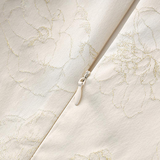 「高货wl」全新升级【铂金会员330/天猫439/差价109】(63323)洛诗琳法式重工金线浮雕提花连衣裙2025夏季气质通勤A字裙 商品图3