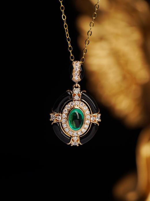 素面祖母绿黑玛瑙吊坠 商品图0