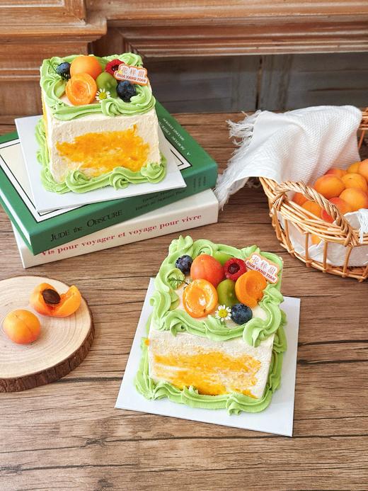 奶油小方系列 · 杏桃小方奶糕（两人份） 商品图1