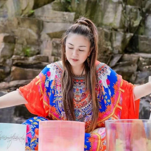 萨满鼓、舞动&炼金水晶钵冥想 Anya 商品图0