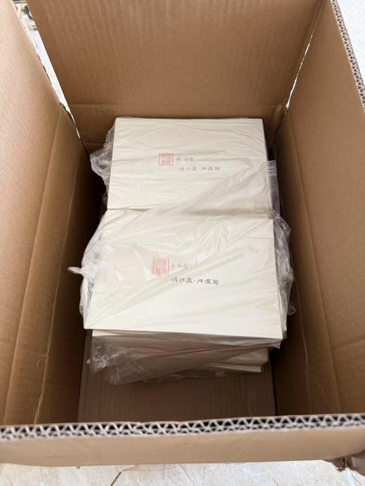 何孝荣亲签钤印一版一印《表与里：大明王朝276年兴衰史》 商品图3