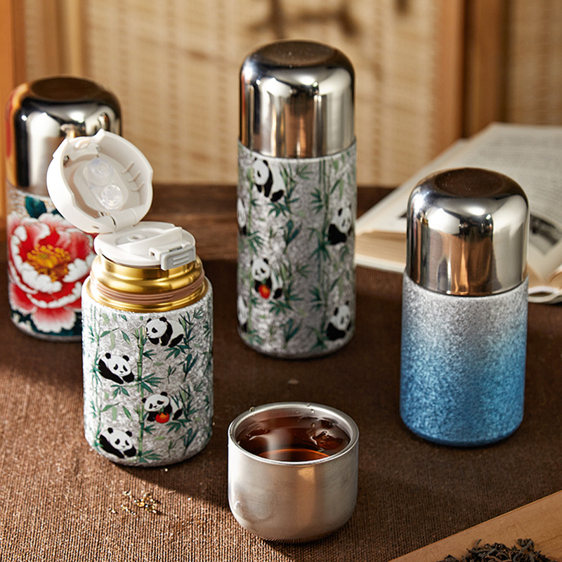 钛胶囊保温杯（国风/渐变款）钛涂装内胆，国风/渐变两款多色可选，240ml-350ml，喝到一口安全、放心热水