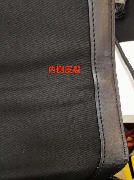 8051121389590 CAVALLI CLASS 男士纯色小牛皮单肩包 商品图7