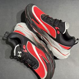 【云粉节】7楼安德玛UA男子男子UA Halo Racer运动休闲跑鞋6007639   吊牌价1399元