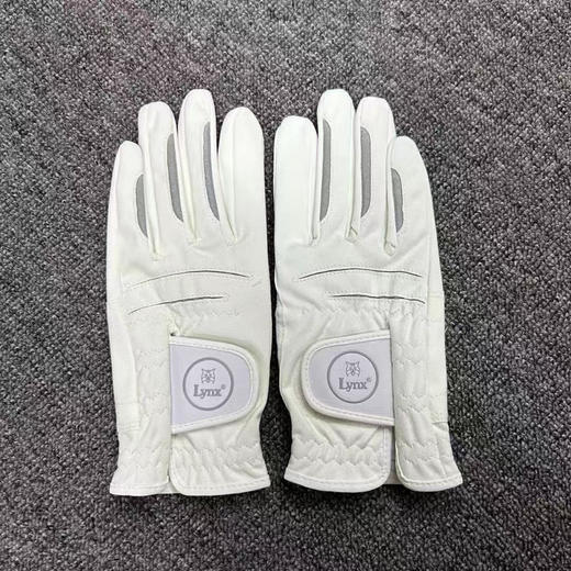 韩单Lynx 北山猫男款高尔夫手套，进口耐磨超纤布。尺码左手22 24 25 26右手22 23 24 25 26
特价79两只包邮 商品图0