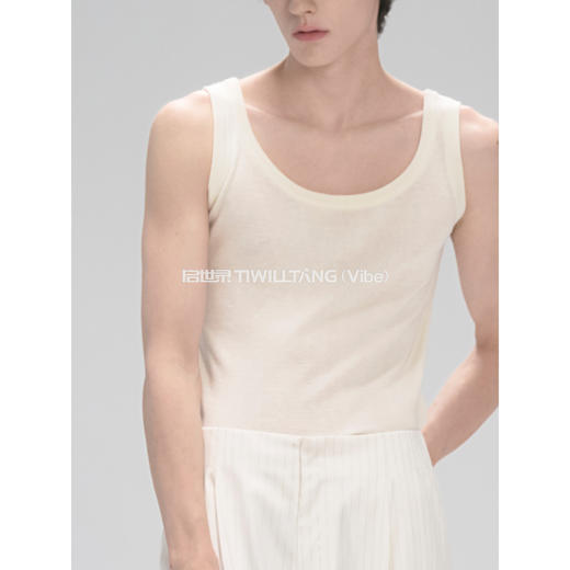 启世录TIWILLTANG“沁冷幻域”织感桑蚕丝透气抗皱羊毛修身背心男 商品图3