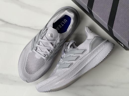 点此购买 阿迪Ultra boost 5爆米花回弹缓震系列男女款缓震慢跑鞋 98 324249 商品图5