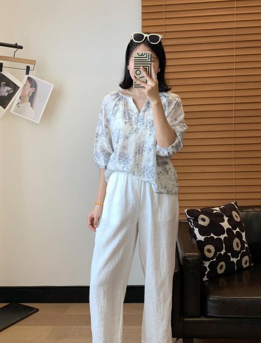 清冷温柔淡雅花楹高比例天丝水滴珠链碎花衬衫V领气质小衫 商品图3