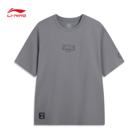 李宁韦德 x Jay Flow联名系列男子冰感舒适吸湿排汗宽松短袖文化衫AHSVA09