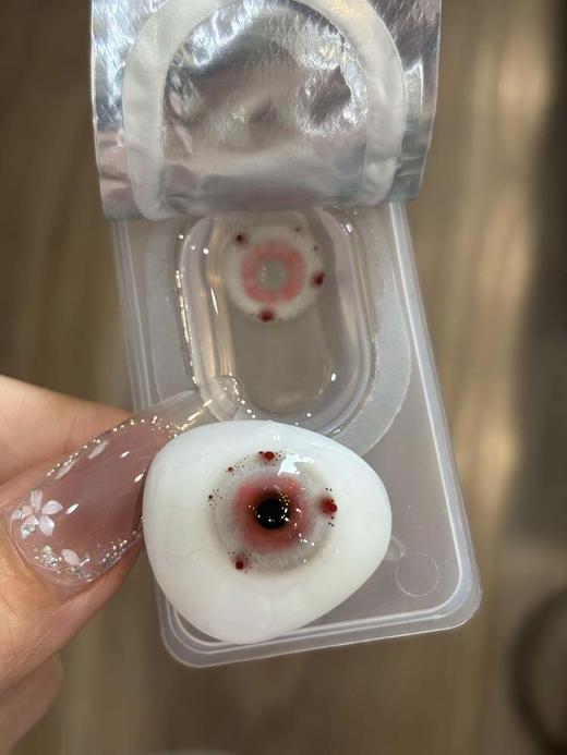 ninamond日抛cos  虚构血斑 直径14.5mm着色14.2mm (两片装) 商品图1