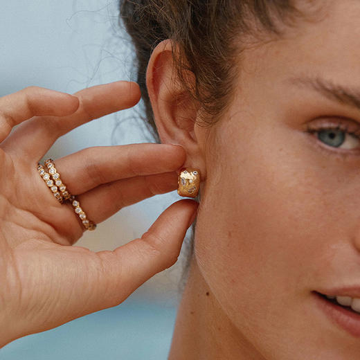 在途4周到｜Agapee-Lucci-白色锆石 宽耳环［法国设计师］ 商品图2