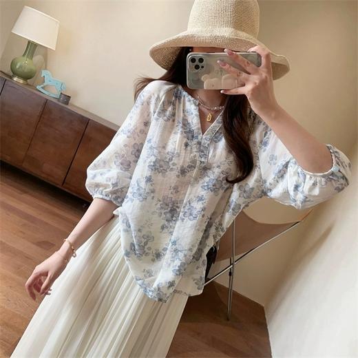 清冷温柔淡雅花楹高比例天丝水滴珠链碎花衬衫V领气质小衫 商品图10