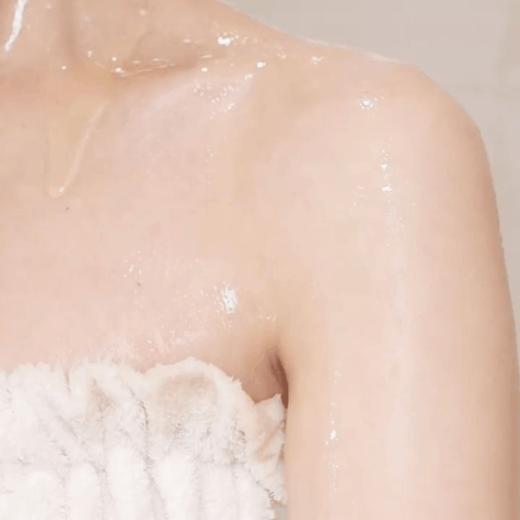 【ROOTH玫瑰身体精油】把保加利亚玫瑰庄园  揉进每一寸肌肤里  头到脚深层滋养肌肤。掉渣皮也能拥有温润肌 商品图8