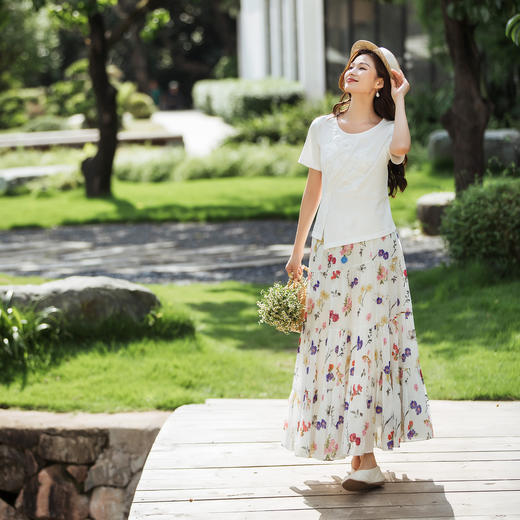 【林栖设计小店】（现货）【林栖推荐】重工立体花朵显瘦上衣100%纯棉白色T恤N1953175 商品图6