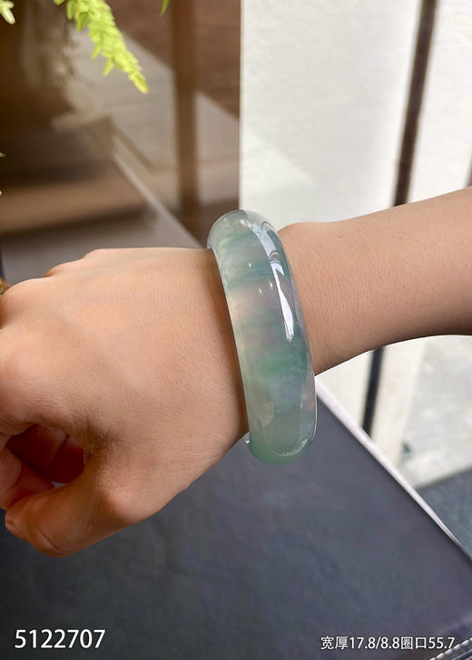 5122707，手镯，圈口55.7。具体价格微信咨询 商品图4