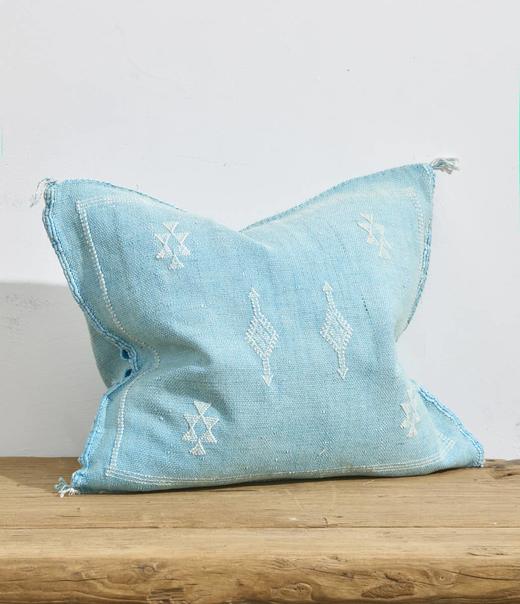 伽罗 JALO 摩洛哥进口手工龙舌兰丝抱枕【蓝绿色&蓝色】约50x50cm 商品图1