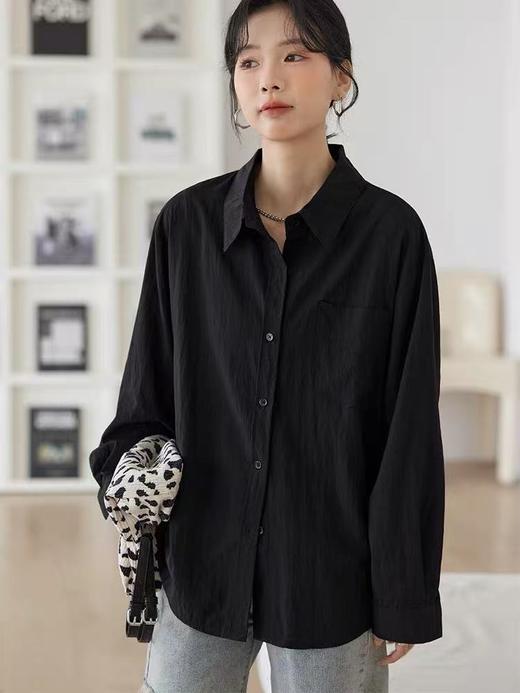 【新品推荐】吉妮品牌-039G中长简约薄款衬衫防晒外套-喜出 商品图0