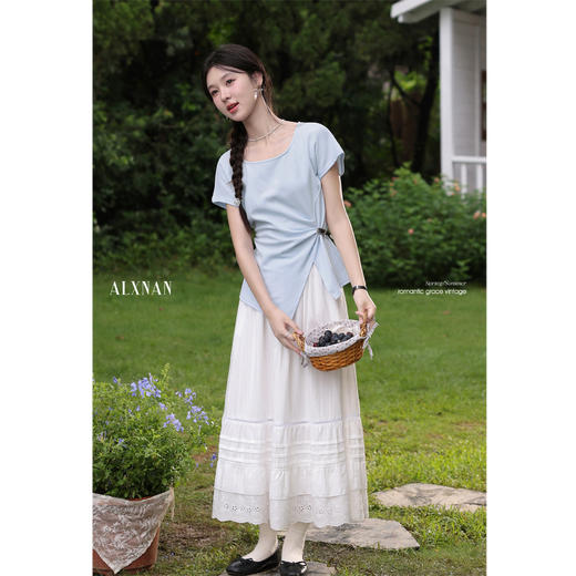 鹿向南「海蓝裁夏」蓝色正肩U领T恤女夏设计感不规则短袖上衣显瘦L56601 商品图2