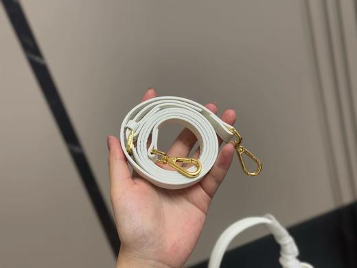 D071537小巧时 实用又好看！新款圆圆可爱水桶包女包 商品图8