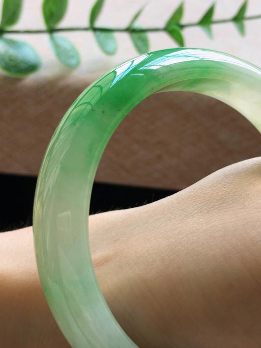55-56圈口正圈翡翠手镯 商品图2