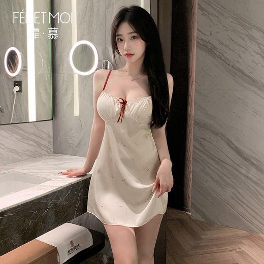 【情趣内衣】霏慕 甜欲碎花含胸垫吊带睡裙7872 商品图5