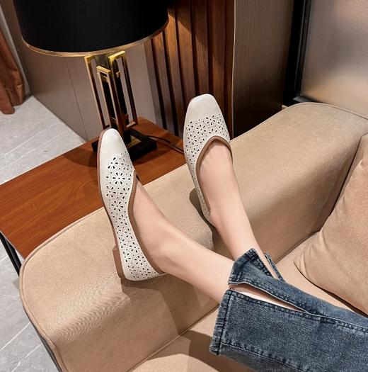 泉州 雕花镂空超软牛皮女单鞋9188（尺寸偏小，拍大一码） 商品图1