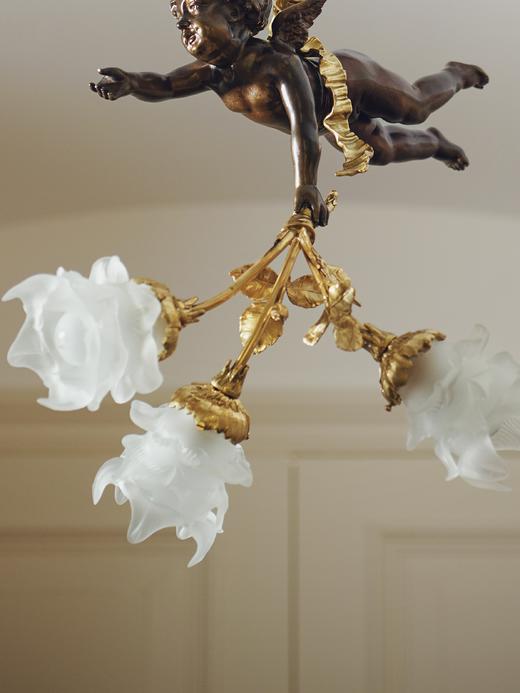 【已售】独角鹿西洋古董法国出品洛可可风格小天使青铜雕塑装饰铜鎏金精雕三枝头吊灯家居摆件 商品图2