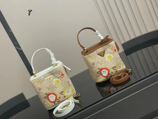 D071537小巧时 实用又好看！新款圆圆可爱水桶包女包 商品图0