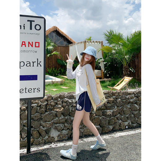 【129元任选2件】现货！撞色花朵印花休闲短裤 商品图4